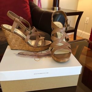 Jessica Simpson wedges (NEW)